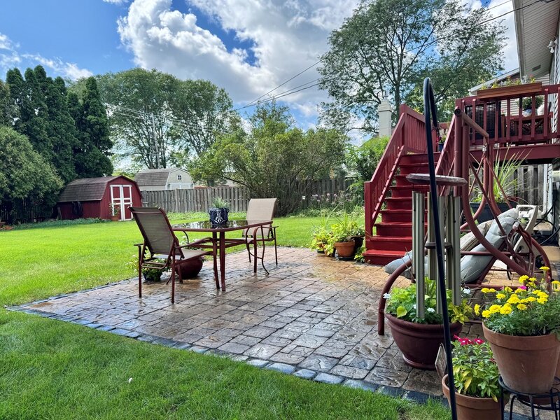 1205 E Ironwood Drive Mount Prospect IL 60056