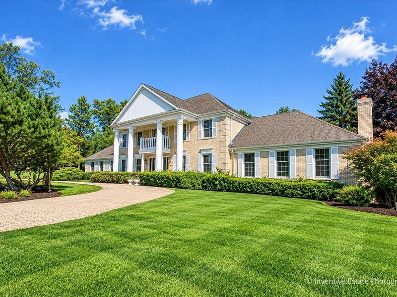 7 Willow Bay Drive South Barrington IL 60010