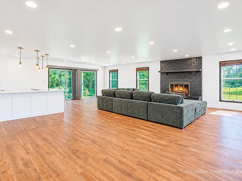 7 Willow Bay Drive South Barrington IL 60010