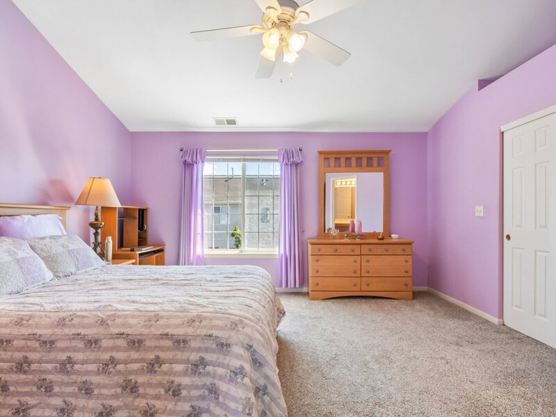 641 S Rosehall Lane Round Lake IL 60073