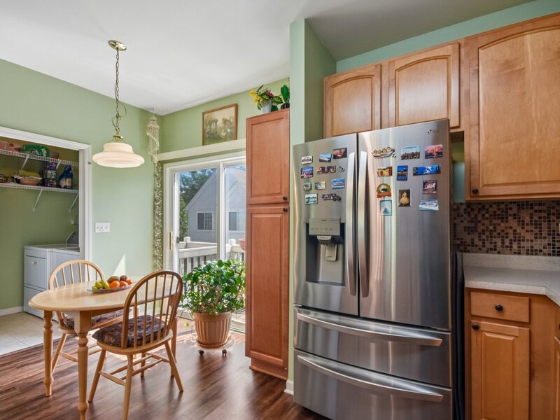 641 S Rosehall Lane Round Lake IL 60073