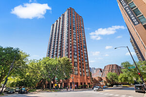 Photo of 899 S Plymouth Court Chicago IL 60605 Unit 1505