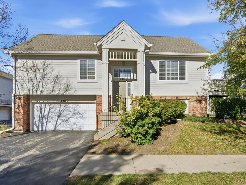 440 Churchill Drive Elgin IL 60124