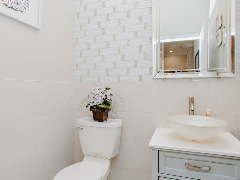 11 Rienzi Lane Highwood IL 60040