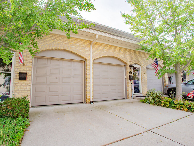 11 Rienzi Lane Highwood IL 60040