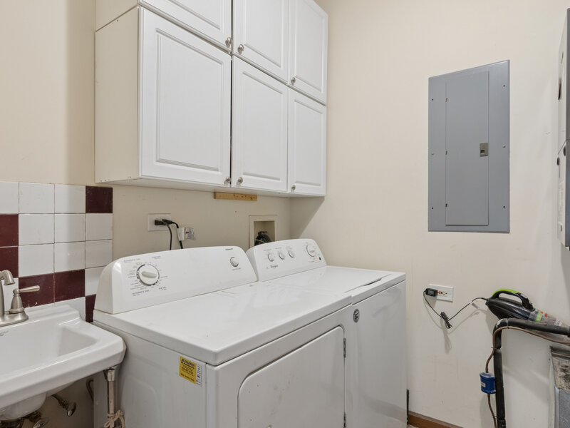 194 Aspen Court North Aurora IL 60542