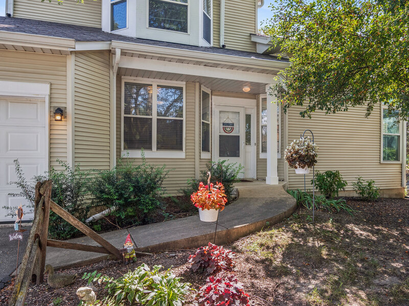 194 Aspen Court North Aurora IL 60542