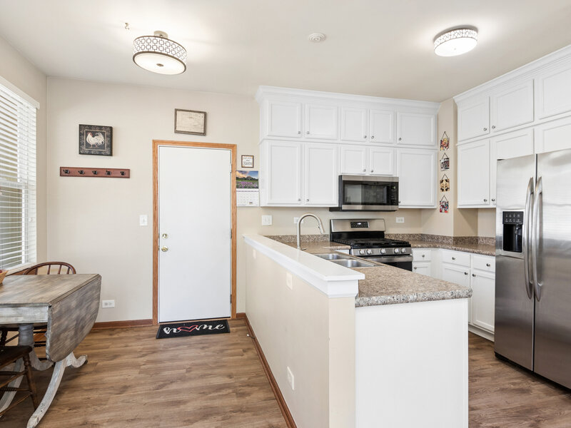 194 Aspen Court North Aurora IL 60542