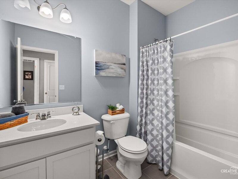 544 Comstock Road South Elgin IL 60177