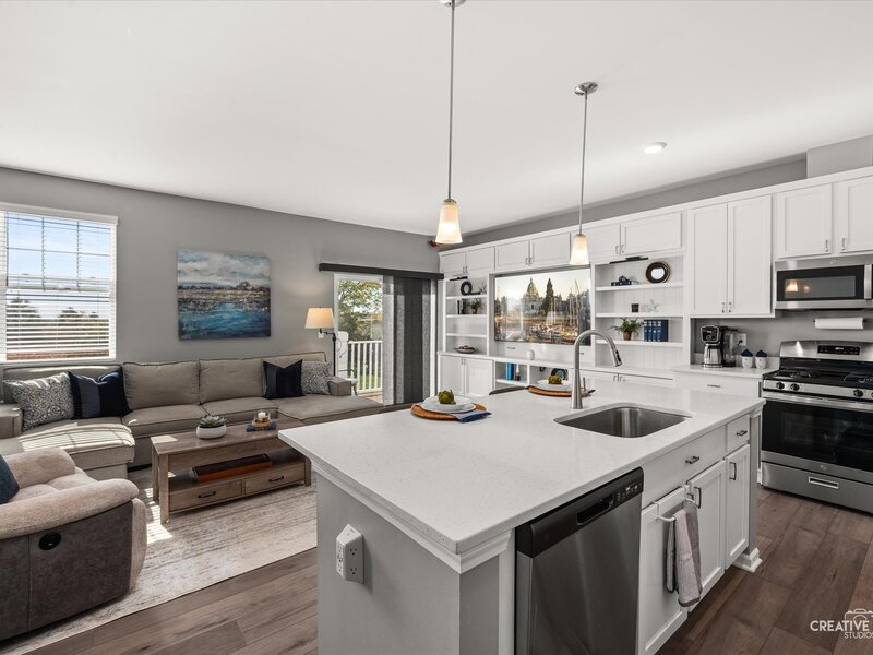 544 Comstock Road South Elgin IL 60177