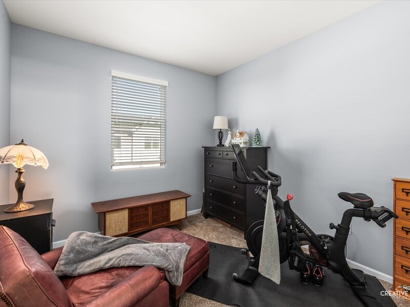 544 Comstock Road South Elgin IL 60177