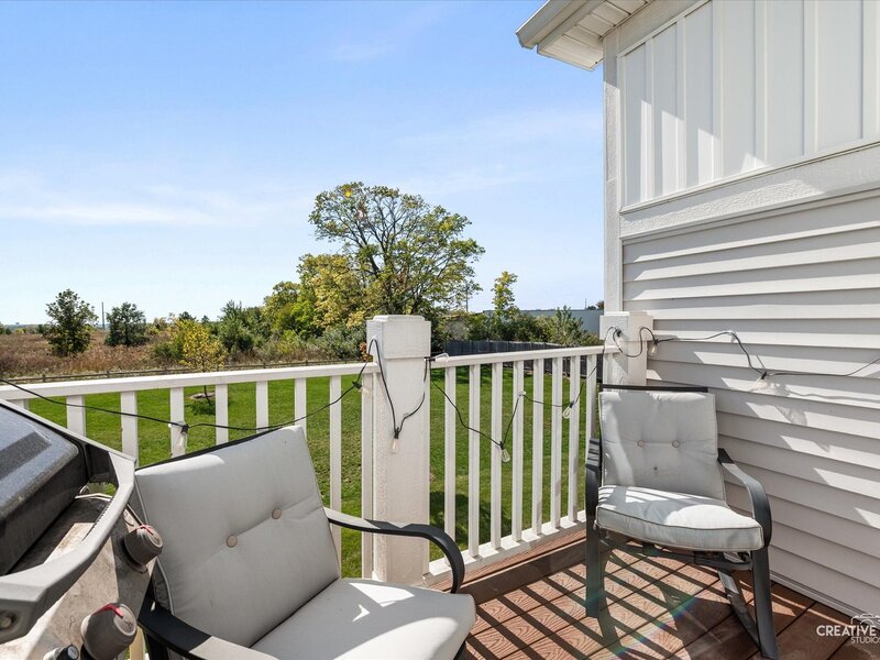 544 Comstock Road South Elgin IL 60177