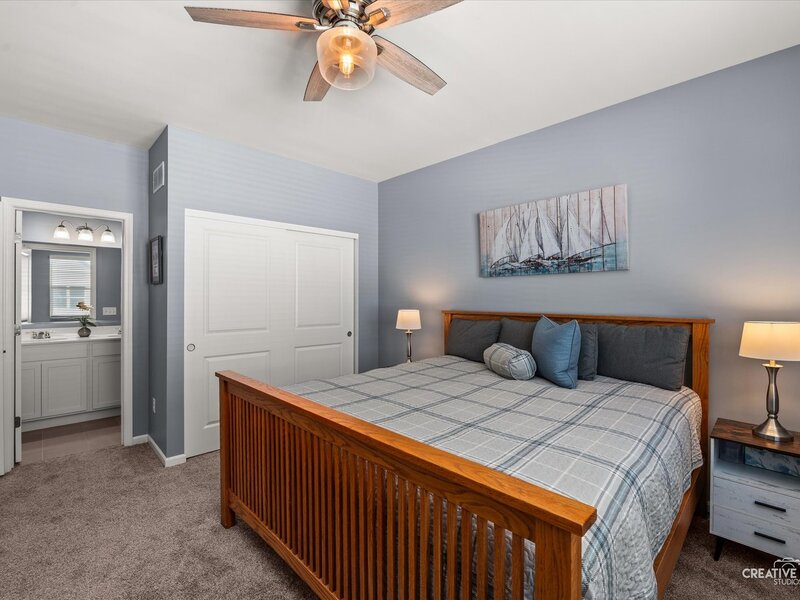 544 Comstock Road South Elgin IL 60177