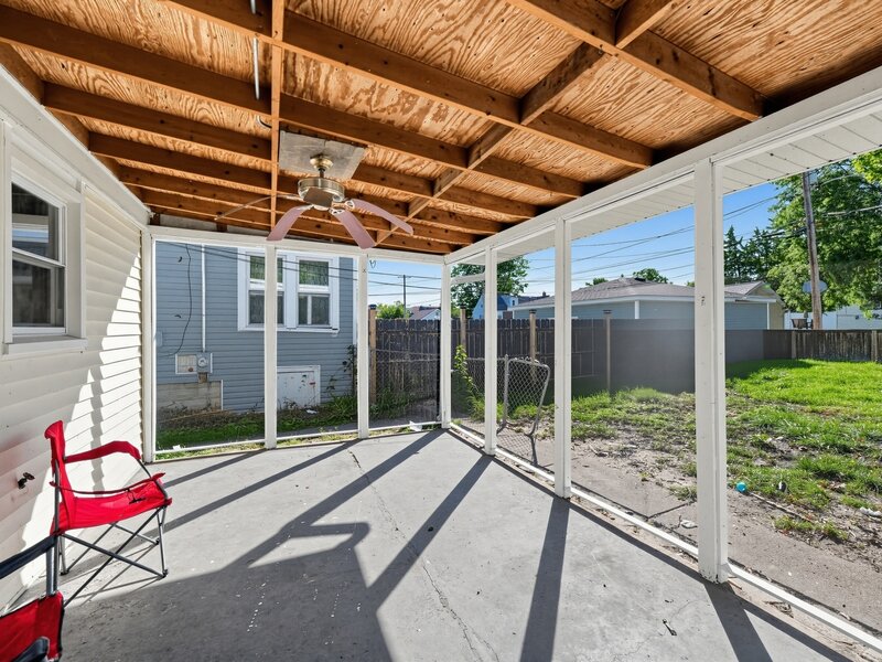 156 Oak Avenue Hillside IL 60162