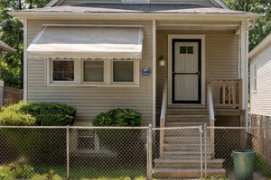 Photo of 6812 S Wolcott Avenue Chicago IL 60636