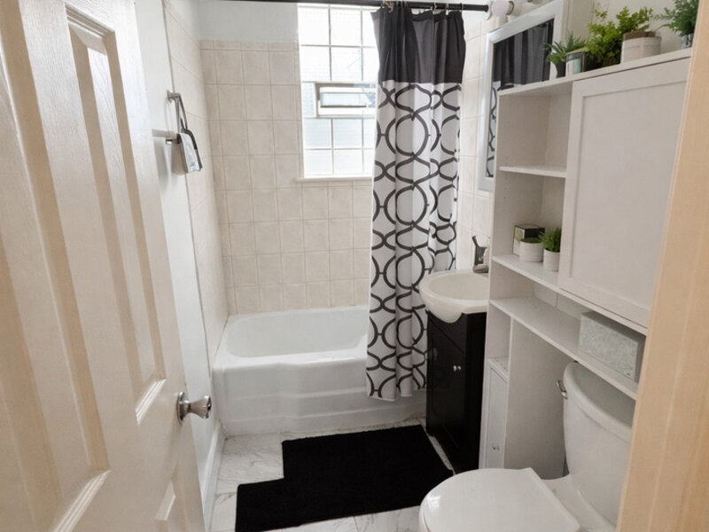 6812 S Wolcott Avenue Chicago IL 60636