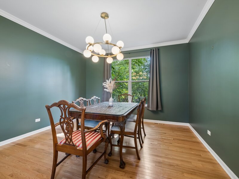 915 Charlton Road Lake Villa IL 60046