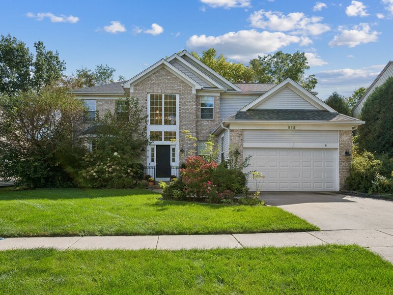 915 Charlton Road Lake Villa IL 60046