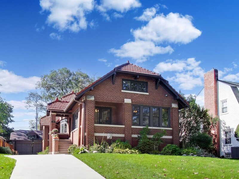 10516 S Seeley Avenue Chicago IL 60643