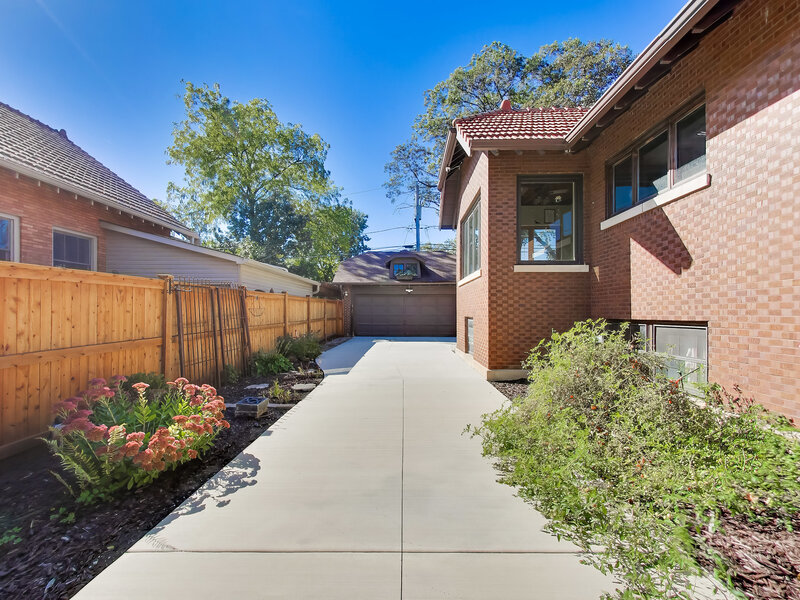 10516 S Seeley Avenue Chicago IL 60643
