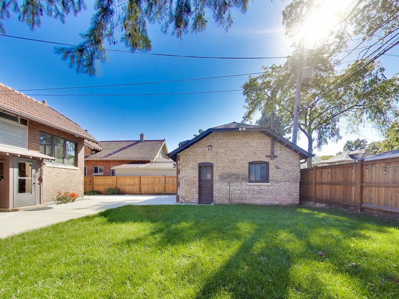 10516 S Seeley Avenue Chicago IL 60643