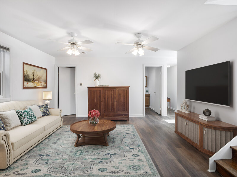 1212 N Maple Avenue La Grange Park IL 60526