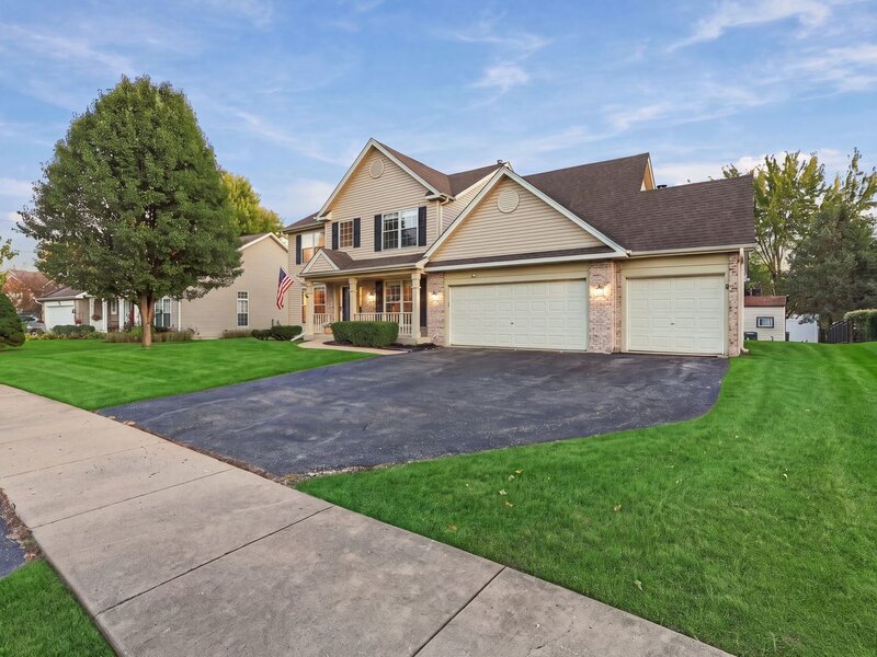 502 Saratoga Court Oswego IL 60543