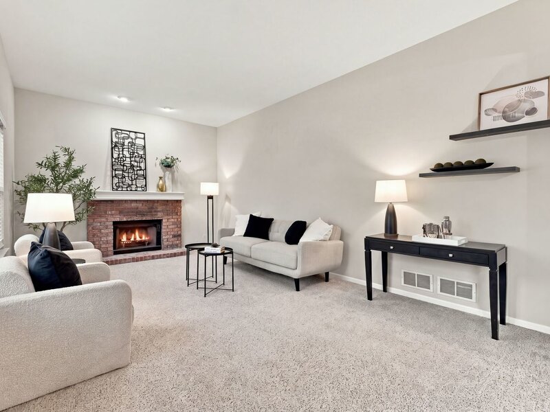 502 Saratoga Court Oswego IL 60543