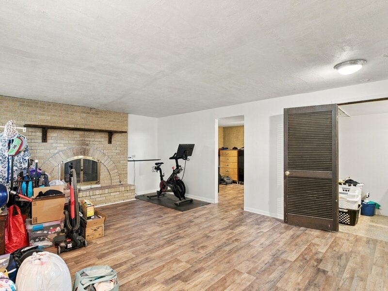 1036 Foxworth Boulevard Lombard IL 60148