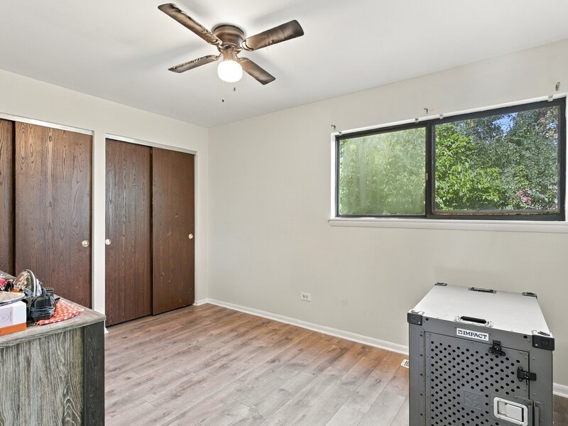 1036 Foxworth Boulevard Lombard IL 60148