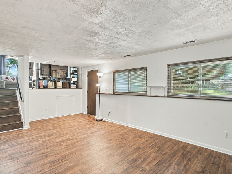 1036 Foxworth Boulevard Lombard IL 60148