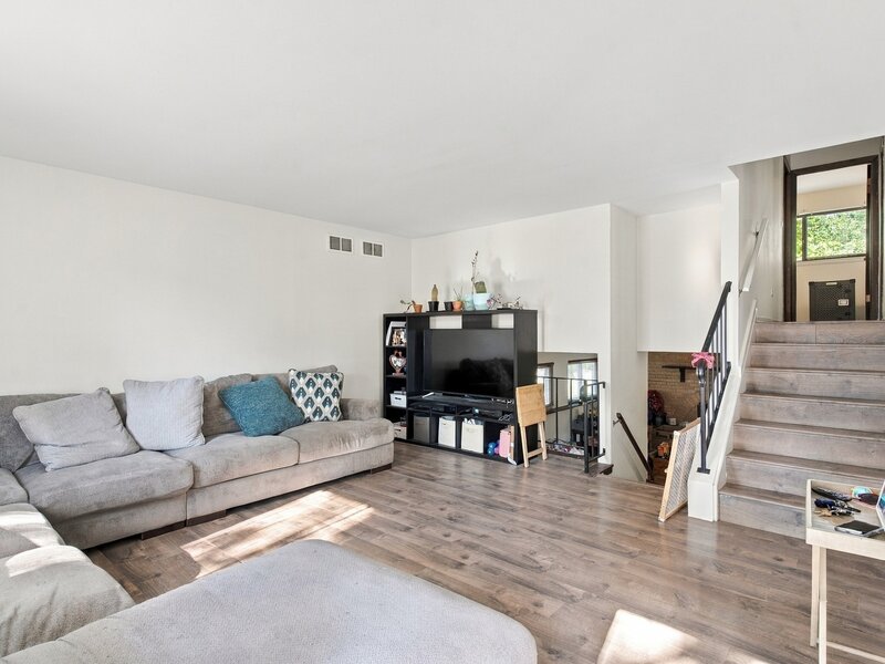 1036 Foxworth Boulevard Lombard IL 60148