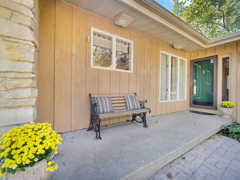 11375 James Court Genoa IL 60135