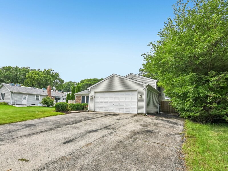 89 Foxcroft Road Naperville IL 60565