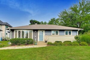 Photo of 466 N Ridgeland Avenue Elmhurst IL 60126