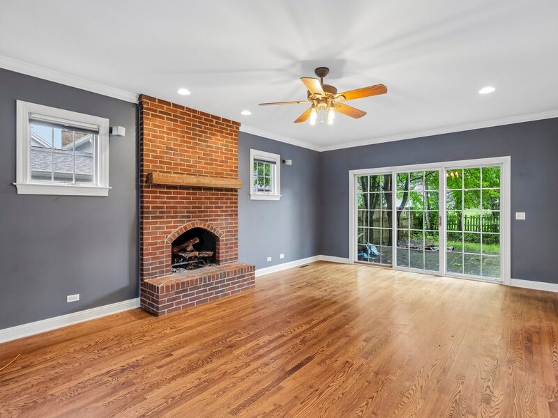 33584 N Almond Road Grayslake IL 60030