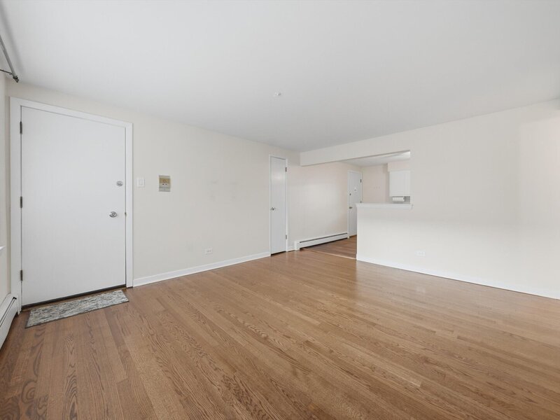6927 W 64th Place Chicago IL 60638