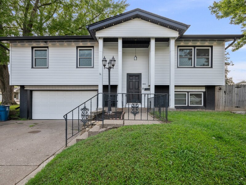 1810 15th Street Silvis IL 61282