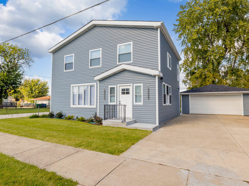 5708 W 84th Place Burbank IL 60459