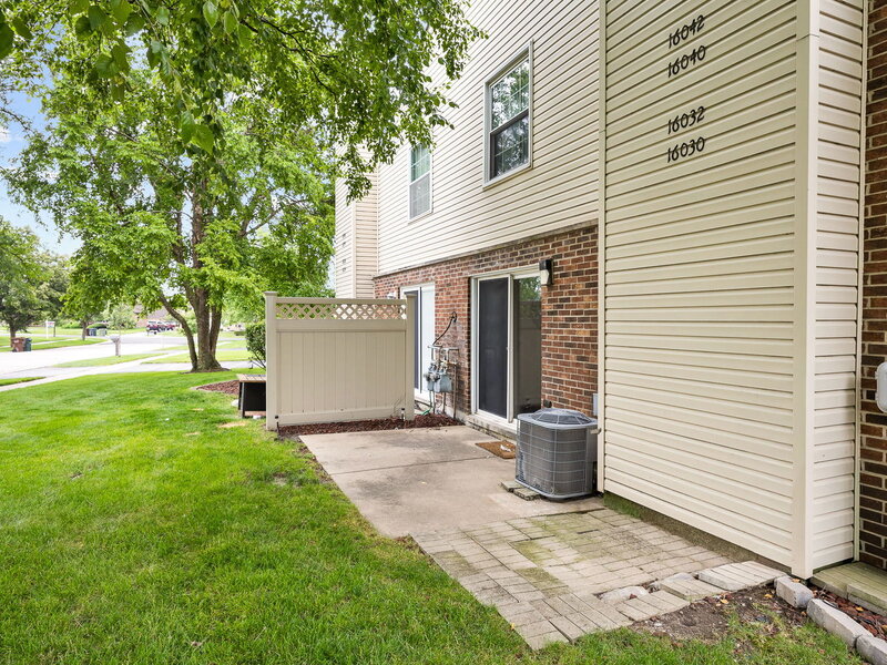 16030 85th Place Tinley Park IL 60487