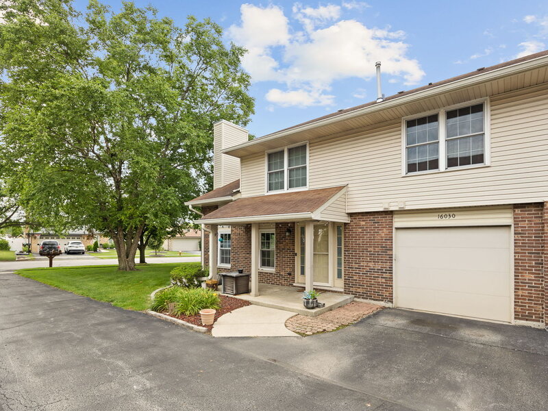 16030 85th Place Tinley Park IL 60487