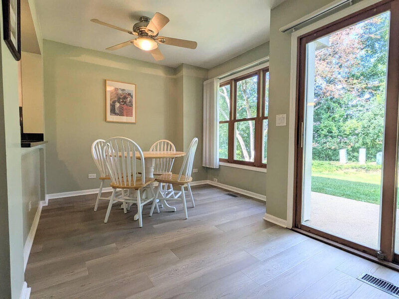 305 Stonefield Court Schaumburg IL 60173