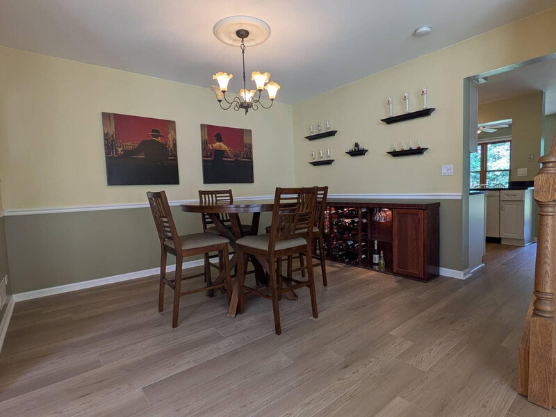 305 Stonefield Court Schaumburg IL 60173