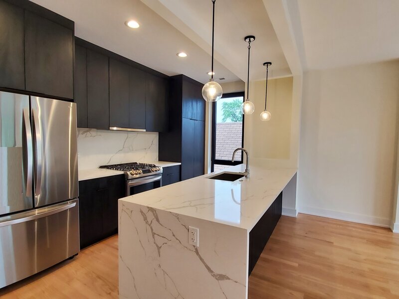 4928 N Damen Avenue Chicago IL 60625