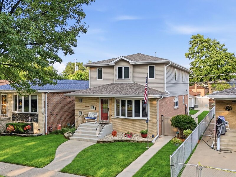 11001 S Albany Avenue Chicago IL 60655