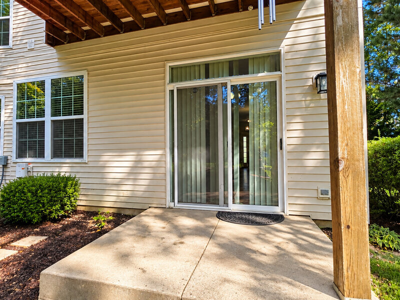 1216 N Brookdale Drive Carpentersville IL 60110