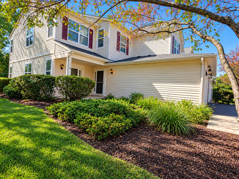 1216 N Brookdale Drive Carpentersville IL 60110