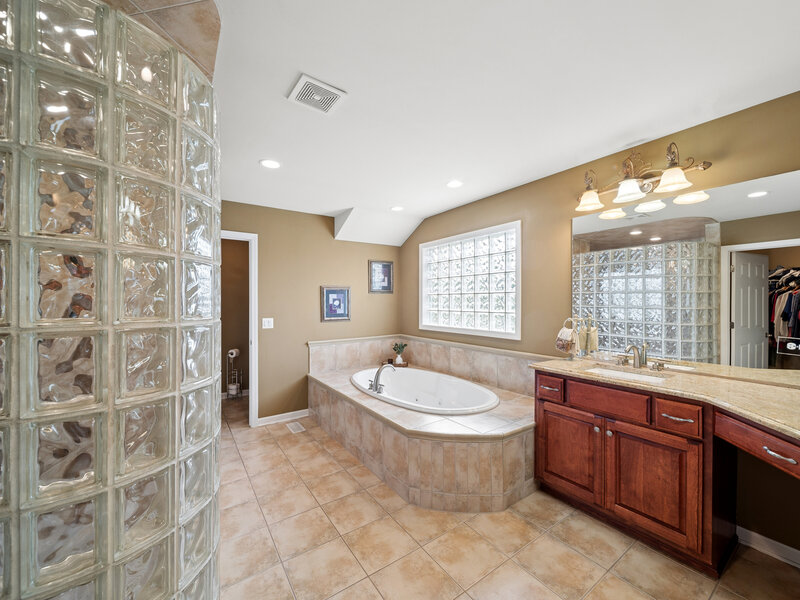 415 Ranch Road Wheaton IL 60187