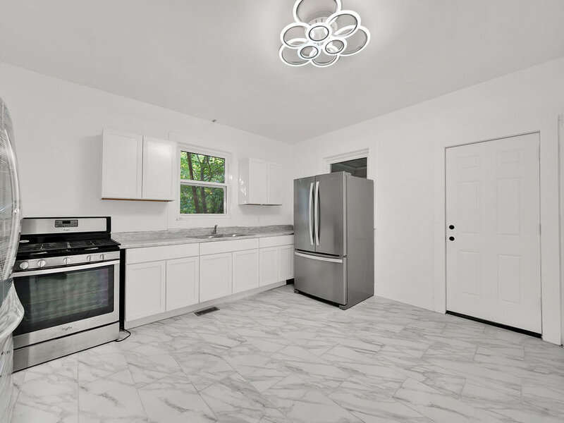 10504 S Lafayette Avenue Chicago IL 60628