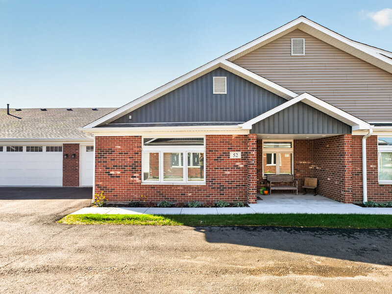 52 Kloe Lane Sycamore IL 60178
